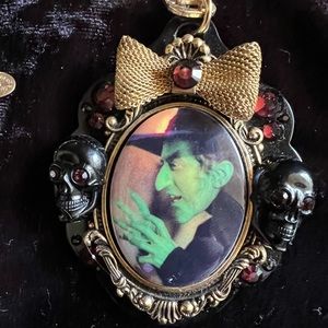 Tarina Tarintino WIZARD OFOZ witch necklace Rare
